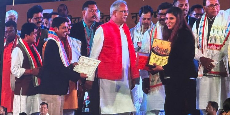 राज्योत्सव में बालको के पैवेलियन ने जीता प्रथम पुरस्कार, स्थापना के साढ़े पांच दशकों में बालको ने चहमुंखी प्रगति के नए आयाम स्थापित किए हैं