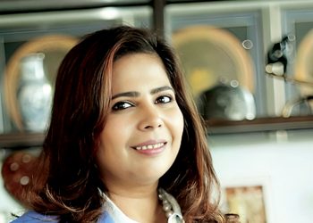 Empowering Women in Leadership : Unleashing the Power of Shakti in a Human World