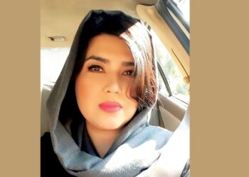 The Impact of Color Composition and Wood Selection in Professional Marquetry