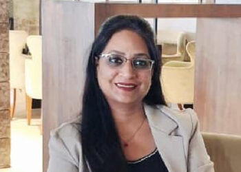 Warrior of Greenery : Dr. Smita Rashi’s Environmental Journey and the Pledge to Plant One Crore Trees